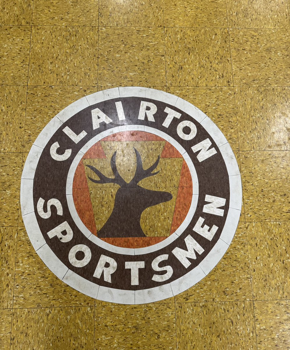 SenRobinsonPA's tweet image. A great educational experience for over 100 teens at #Clairton Sportsmen’s Club’s annual Youth Day in JeffersonHills. Thank you to all the families, Pittsburgh Police Bomb Squad, Port Authority Police, Jefferson Hills Fire-Rescue, AHN LifeFlight and all volunteers.