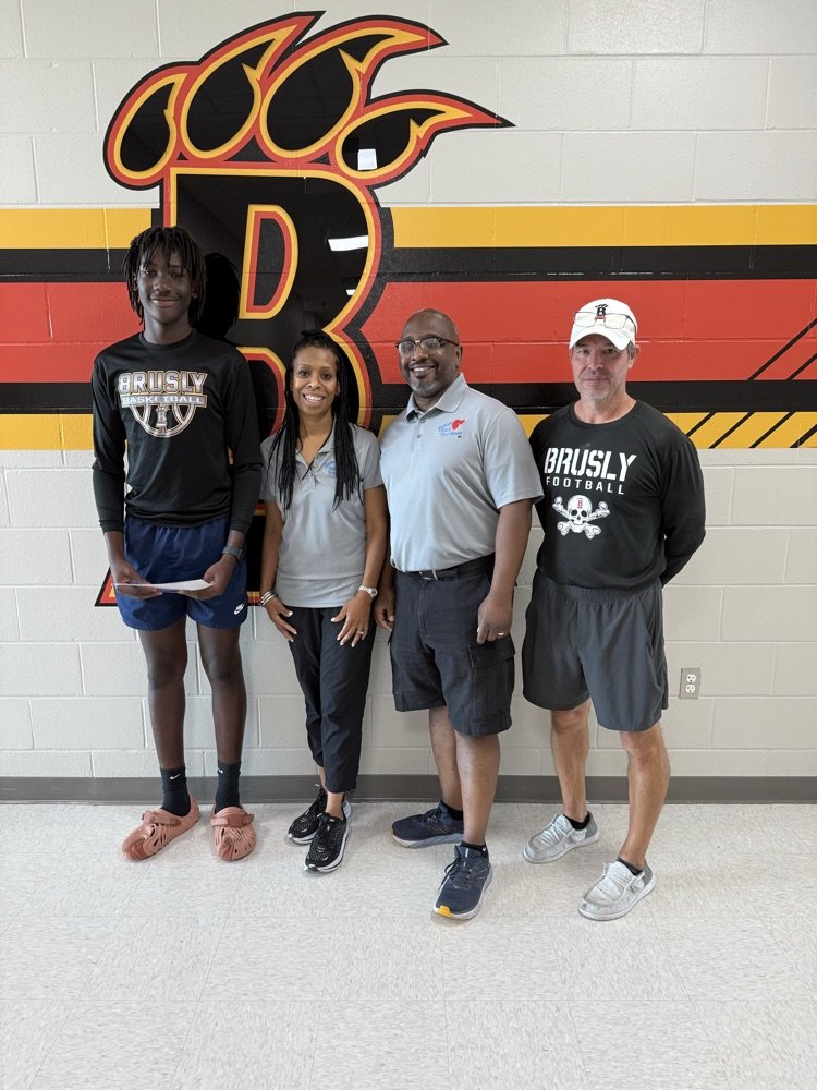 wbrpanthers's tweet image. Another long-term partnership for BHS Athletics. Much appreciation for Jump Start Your Heart, Dr. Kelley & staff, for providing free cardiovascular screenings to our student athletes. There moto:
βLetβs Continue to Save Lives Together β Did you notice 2 BHS alum on staff