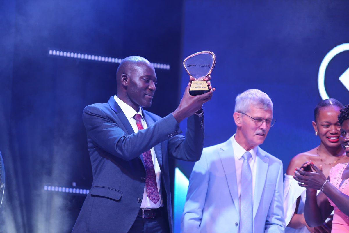 C_Care_Uganda's tweet image. Lab Excellence Award goes to C-Care IMC Ntinda!

A win powered by precision, accuracy, and a team that never compromises on quality.
Congratulations to  Ntinda team for setting the standard and raising the bar for diagnostics across our network!

##ExcellenceAwards2025