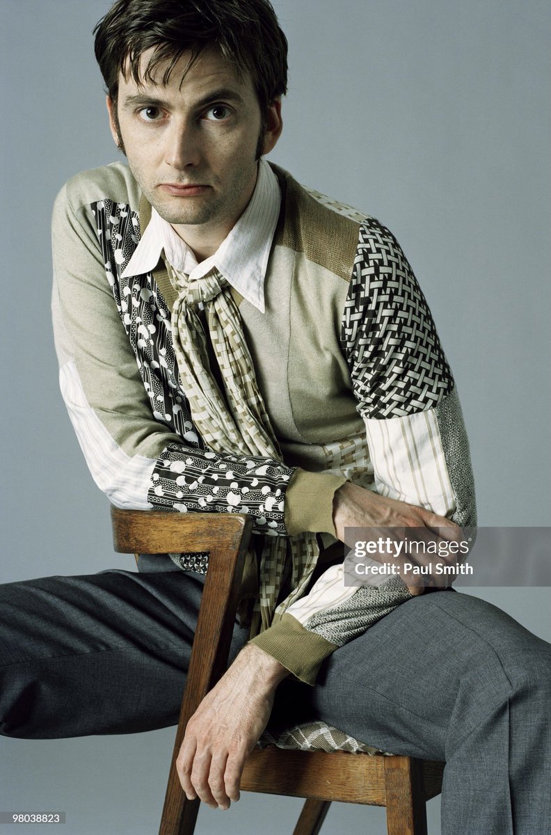 goingonmyway0's tweet image. A study in chair sitting ~ why you looking at me like that beautiful brown eyes?