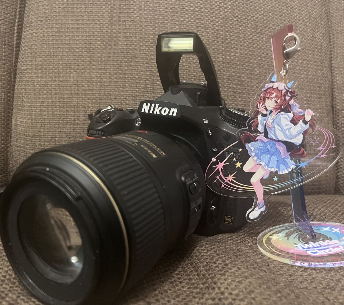 MORUMO64's tweet image. みなさんおはようございます
朝からクソ暑いですがワンフェス頑張っていきまっしょい
そして会場でクソデカ水着スズカさんを撮影するために僕のNikonが火を吹く予定です
乞うご期待