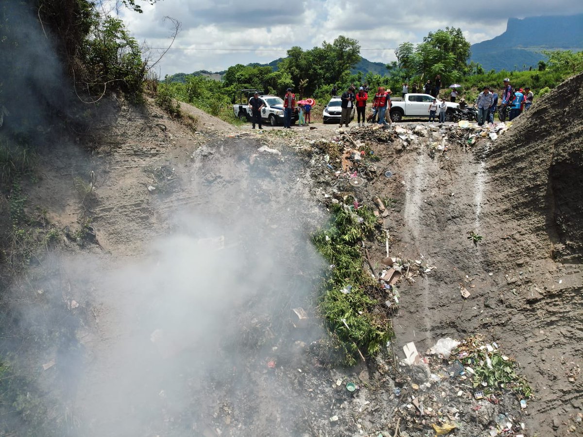 CBPEHidalgo's tweet image. La Comisión de Búsqueda de Personas del Estado de Hidalgo, lleva a cabo búsqueda individualizada en tiraderos, zonas baldías y río situado en el municipio de San Felipe Orizatlán, en favor de una persona con iniciales: J. A. H. H.