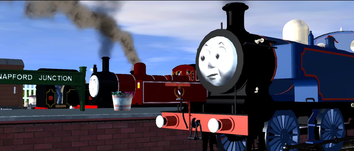 welsh_coal's tweet image. Thomas has now been made (I’m gonna constantly change his color scheme and lining as I’m never satisfied 💔)