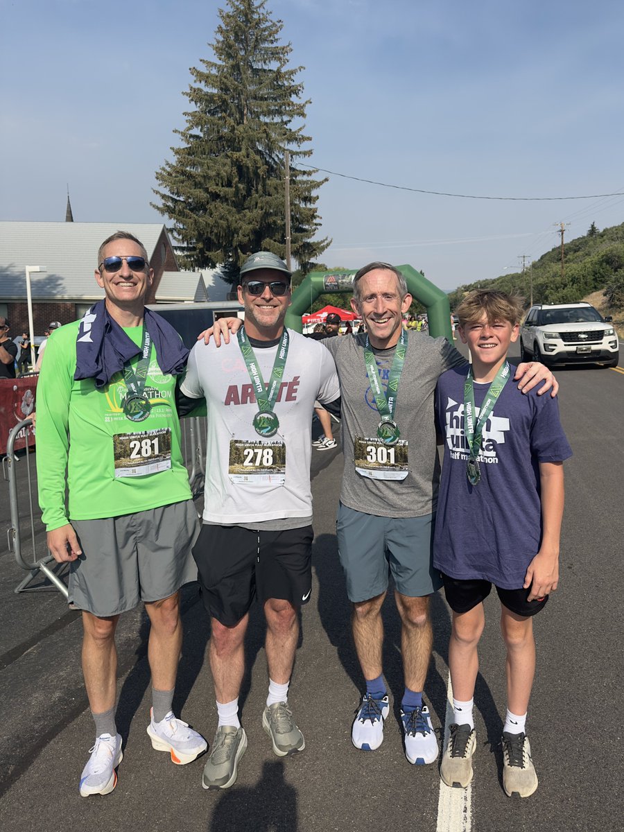 realDHB's tweet image. Ideal morning is a scenic 10K w/ great friends minus the hills