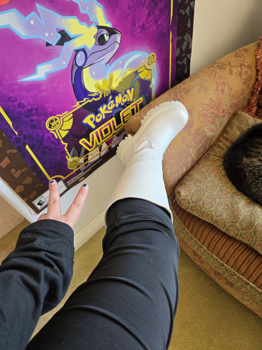 Cheesecake_EXE's tweet image. Parts of my Pkmn Worlds cosplay came in.