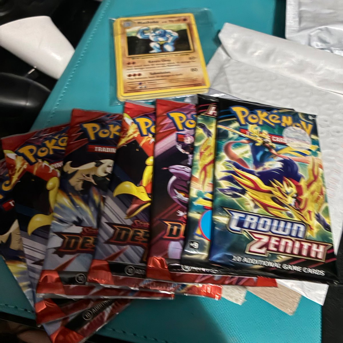 AlexBuell4's tweet image. Day two @classicgamefest  great haul and hope for some good hits!