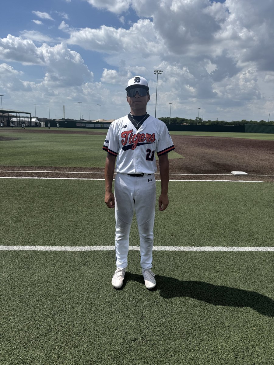✭Five Tool Texas✭ (@fivetooltexas) on Twitter photo F: <a href="/DTigerBaseball/">Dallas Tigers</a> Crawford 12, TBA Rangers 16U Jones 11
PoG: Matthew Hyman 3-3, 2 RBI, 2R
Notable: <a href="/KCamp224/">Kamden Campbell</a> 1-4, HR, 3 RBI, R F: <a href="/DTigerBaseball/">Dallas Tigers</a> Crawford 12, TBA Rangers 16U Jones 11
PoG: Matthew Hyman 3-3, 2 RBI, 2R
Notable: <a href="/KCamp224/">Kamden Campbell</a> 1-4, HR, 3 RBI, R