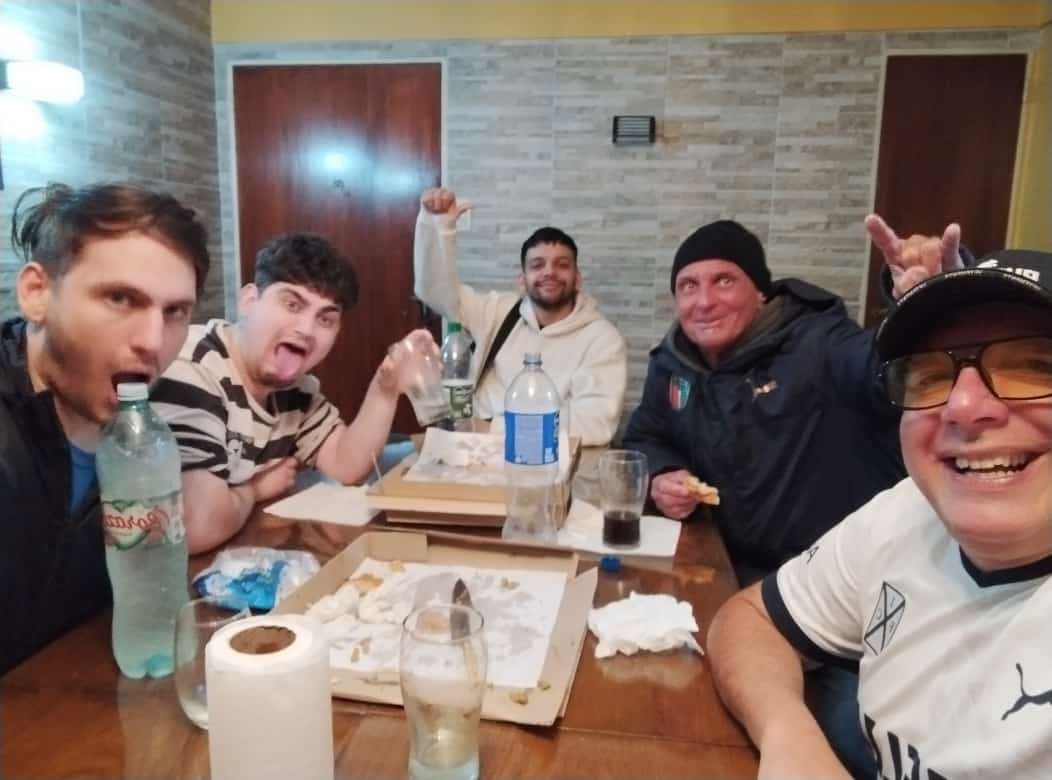 GerenteDeNoblex's tweet image. Que raro que Gaspi perdió, si aprendió del mejor.
