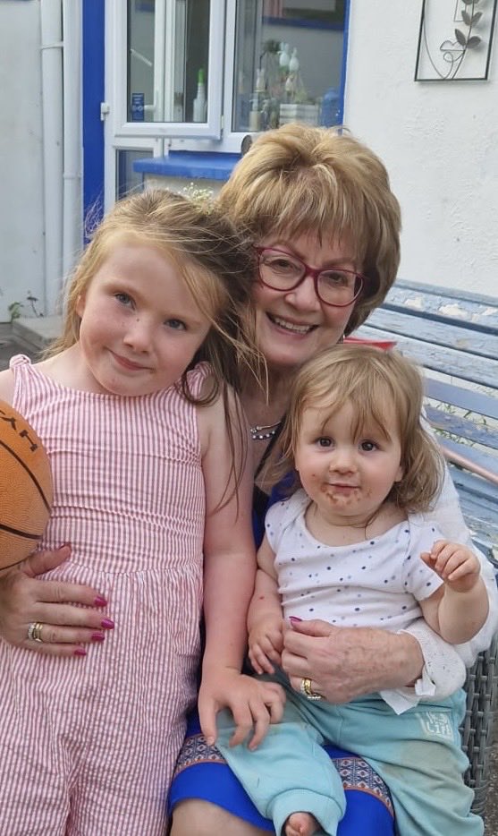 mtully21's tweet image. #CalmBeforeTheStorm
One baby with *Hand Foot &Mouth*
Another wants me to play *Best of 100* in basketball….and the other 3 are inside creating carnage in the kitchen… oh the joys of being a #GrumpyGranny
(PS… not really grumpy, just not as good at basketball as I used to be!)