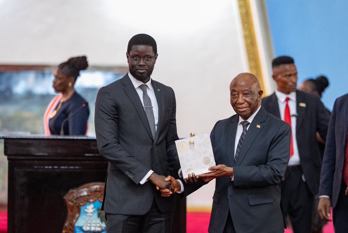 PR_Senegal's tweet image. SEM @PR_Diomaye a pris part ce jour aux célébrations du 178e anniversaire de l’indépendance de la République du Liberia, à l’invitation de SEM Joseph Boakai. Un moment fort de fraternité, de coopération régionale et d’engagement commun pour la paix et le développement.