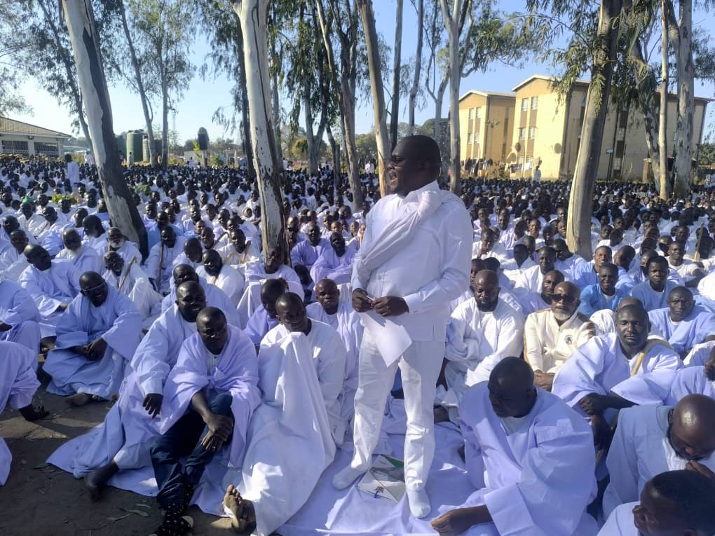 ZBCNewsonline's tweet image. THE Presidential Empowerment Fund has been extended to the church, with a US$200 000 revolving fund having been availed this Saturday.
zbcnews.co.zw/vapostori4ed-b…