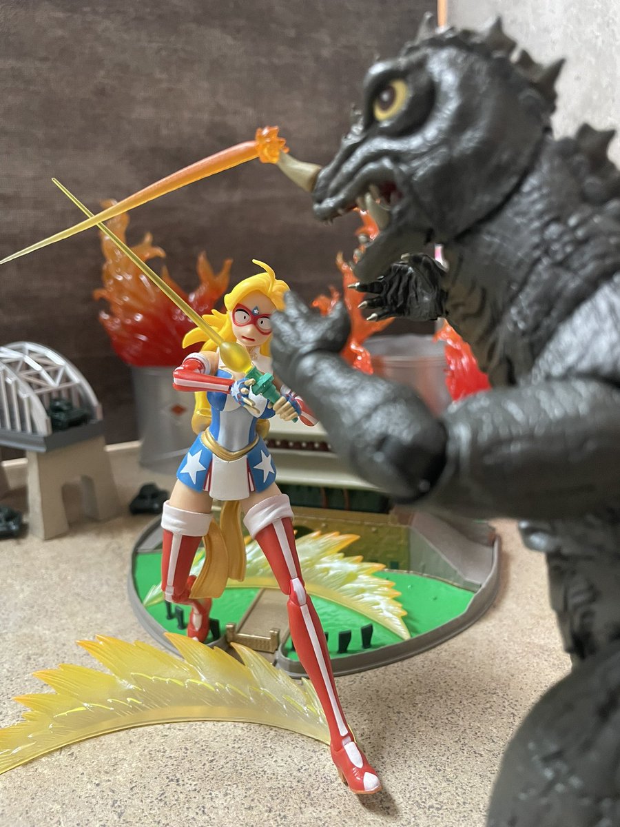 KamenAmericaJPN's tweet image. 今日は『大怪獣ヨンガリ』を観ます!
アメリカでは@vinegarsyndrome による新しい 4K ブルーレイがリリースされたばかりで、早く見たいです!
そして今年初め、@titanicreations は素晴らしい ヨンガリ~アクション フィギュアをリリースしました!
2025年はヨンガリの年です!