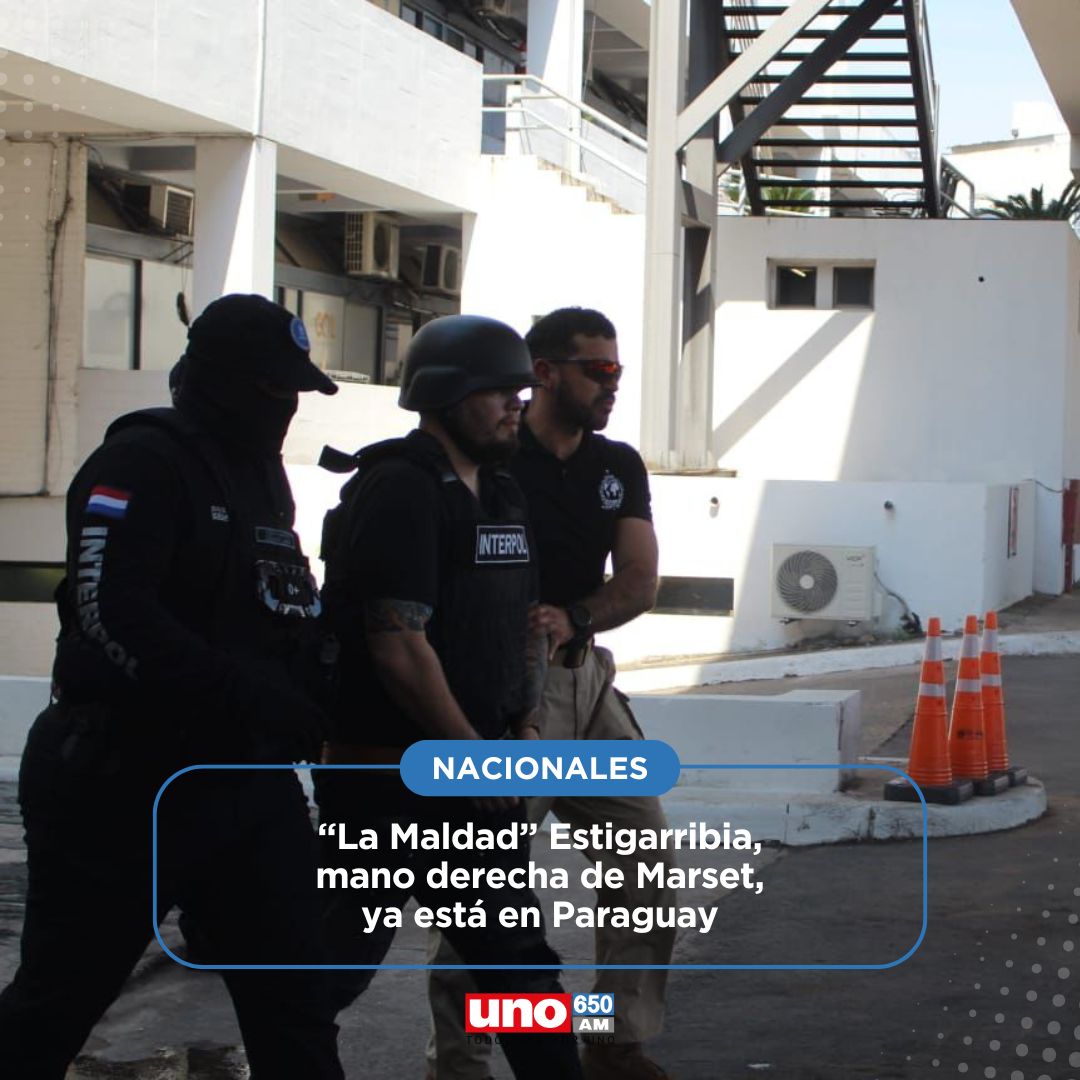UNO650AM's tweet image. TRAS SER EXPULSADO DE DUBÁI🔴
◼️Fernando "La Maldad" Estigarribia ya se encuentra recluido en la Agrupación Especializada.
👉El mismo es considerado por las autoridades como la mano derecha del prófugo uruguayo Sebastián Marset.
🔴Escuchá EN VIVO: radiouno.com.py…