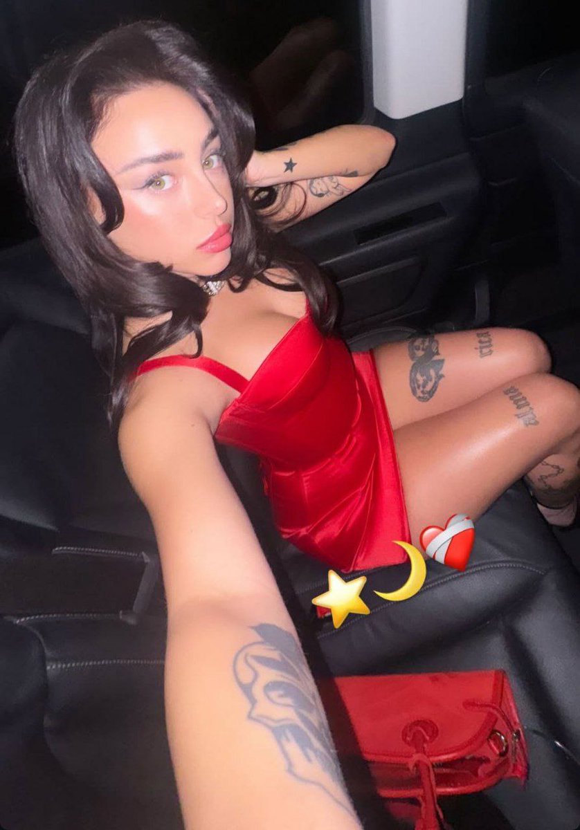 fockingdiablo's tweet photo. el cuerpazo de nicki nicole. https://t.co/3IZTEwJeJ5
