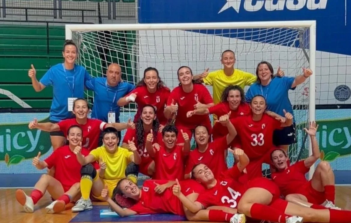 vallefutsal's tweet photo. 🔵Campeonatos Universitarios de Fútbol Sala (@EUSAFutsal) Femenino.

🔵No pudo ser😞.

🔵Nos vamos del Campeonato de Europa con una medalla de plata 🥈 para la U. de Barcelona y la de bronce 🥉para URJC.

🔵La U. de Barcelona 2 - U. Dragomanov 4.

🔵URJC 5 - U. de Nantes 2. https://t.co/RwcUGqLLIp