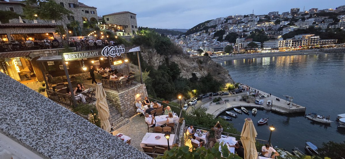 MersShata's tweet image. Shilling $RENDER and $XNET at the Adriatic sea