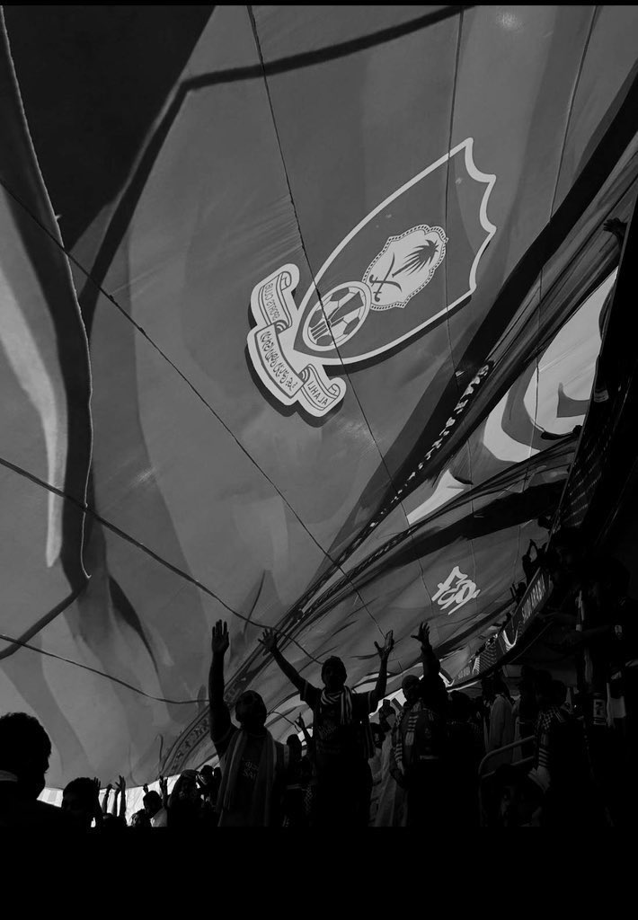 Adel_Rashed1994's tweet image. الاهلي الى اين !
ما يحدث من تباطئ في تنفيذ القرارات والتفريط المبكّر في المكتسبات يجعلني اتسائل هل #الاهلي متخلف عن البقيه ام جميعهم على خط واحد
ما يحدث داخل النادي من حراك لا يوازي التطلعات فلا زال يعاني الفكر لم يتغيّر !
اتمنى يتم الرد في انهاء كثير من الامور قبل السوبر…