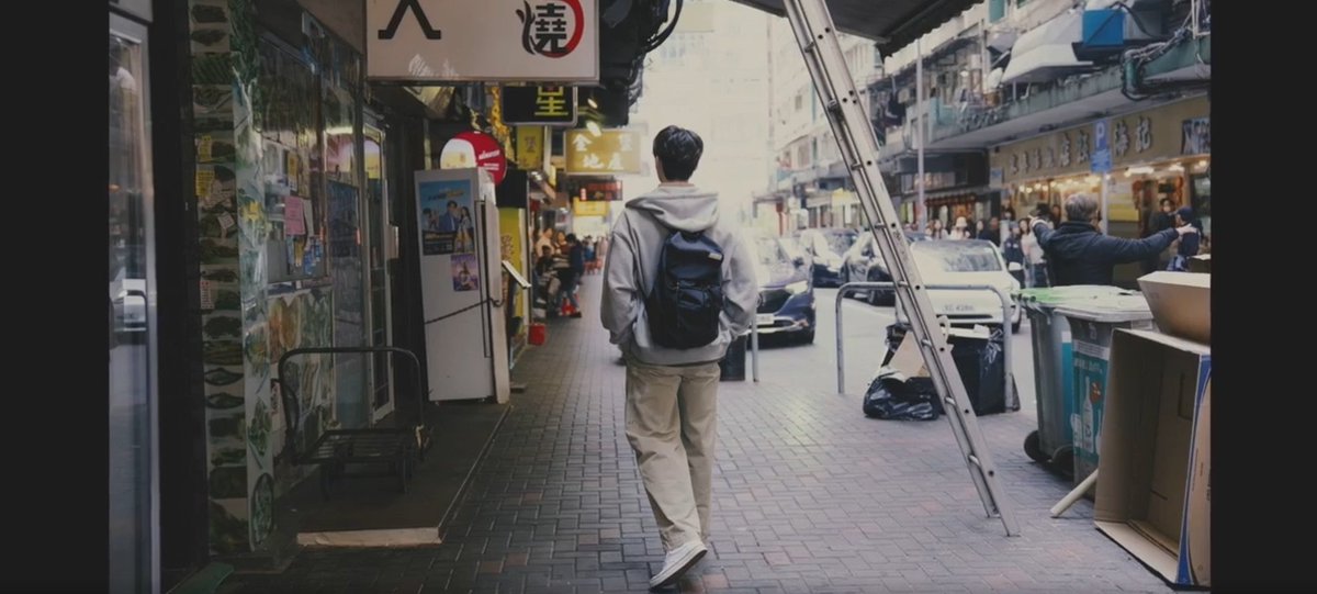 kdramamiss's tweet image. no wonder huije smiled and recognized him right away when she saw that pic in the first episode cause she's the one who took that photo #LawandtheCity #LawandtheCityEp7