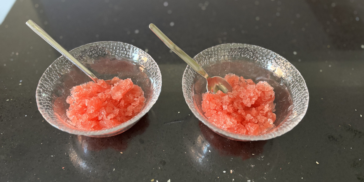 Sentier Transcanadien 🇨🇦 (@sentiertc) on Twitter photo 🍉 Après une belle journée sur le <a href="/SentierTC/">Sentier Transcanadien 🇨🇦</a>, rien de tel qu’un granité au melon d'eau! Abonnez-vous à notre infolettre Parlons Sentier pour recevoir encore plus de recettes estivales et d’idées pour profiter du Sentier tout l’été! Voici la recette : brnw.ch/21wUrYX 🍉 Après une belle journée sur le <a href="/SentierTC/">Sentier Transcanadien 🇨🇦</a>, rien de tel qu’un granité au melon d'eau! Abonnez-vous à notre infolettre Parlons Sentier pour recevoir encore plus de recettes estivales et d’idées pour profiter du Sentier tout l’été! Voici la recette : brnw.ch/21wUrYX
