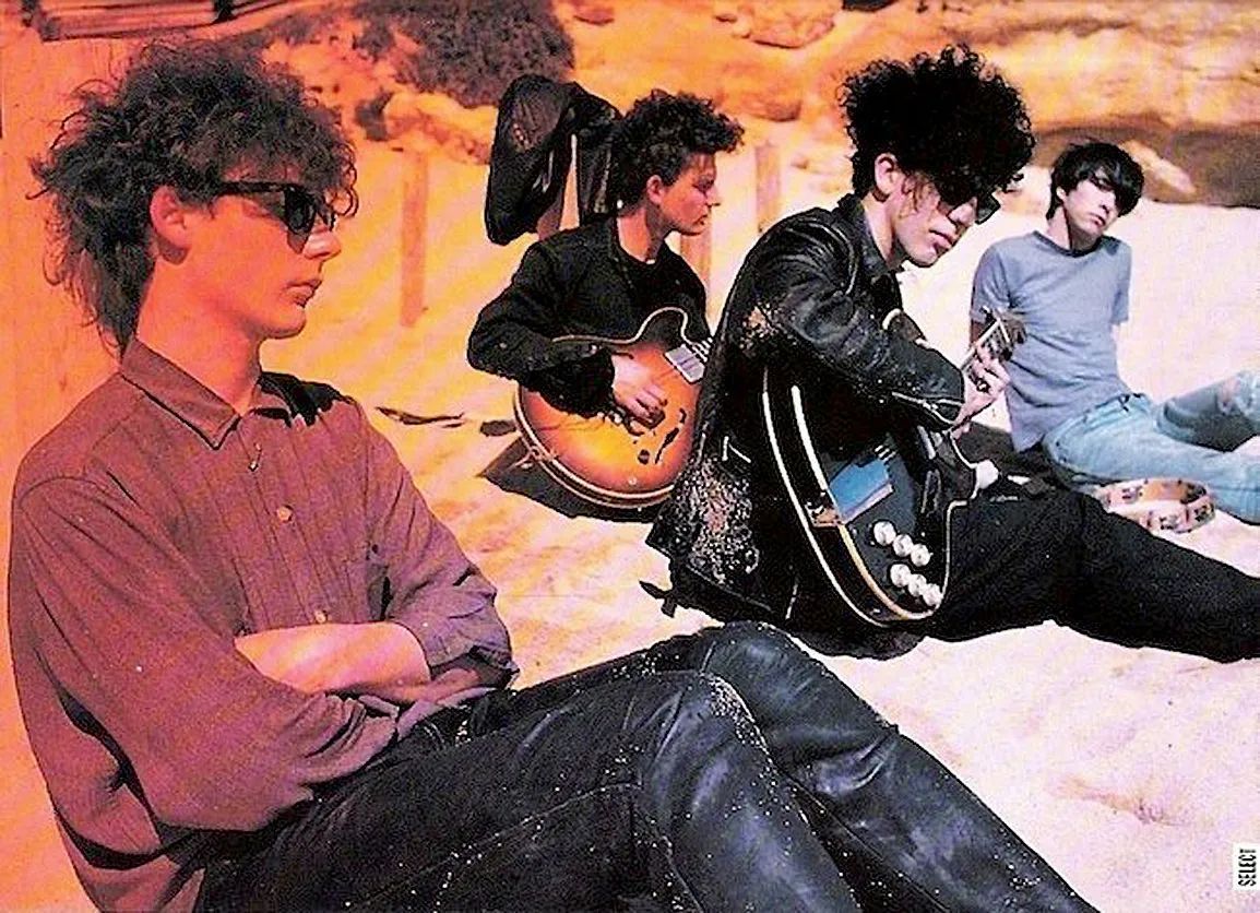 Alasdair McDougall Radio (@alasdairmcdoug4) on Twitter photo #NowPlaying on <a href="/SunnyGRadio/">Sunny G Radio</a>
'Darklands' by <a href="/TheMaryChain/">TheMaryChain</a> #Darklands
#CreativeDistortion #SunnyGRadio #CommunityRadio #Glasgow #IndieRadio #SaturdayNight #NowPlaying on <a href="/SunnyGRadio/">Sunny G Radio</a>
'Darklands' by <a href="/TheMaryChain/">TheMaryChain</a> #Darklands
#CreativeDistortion #SunnyGRadio #CommunityRadio #Glasgow #IndieRadio #SaturdayNight