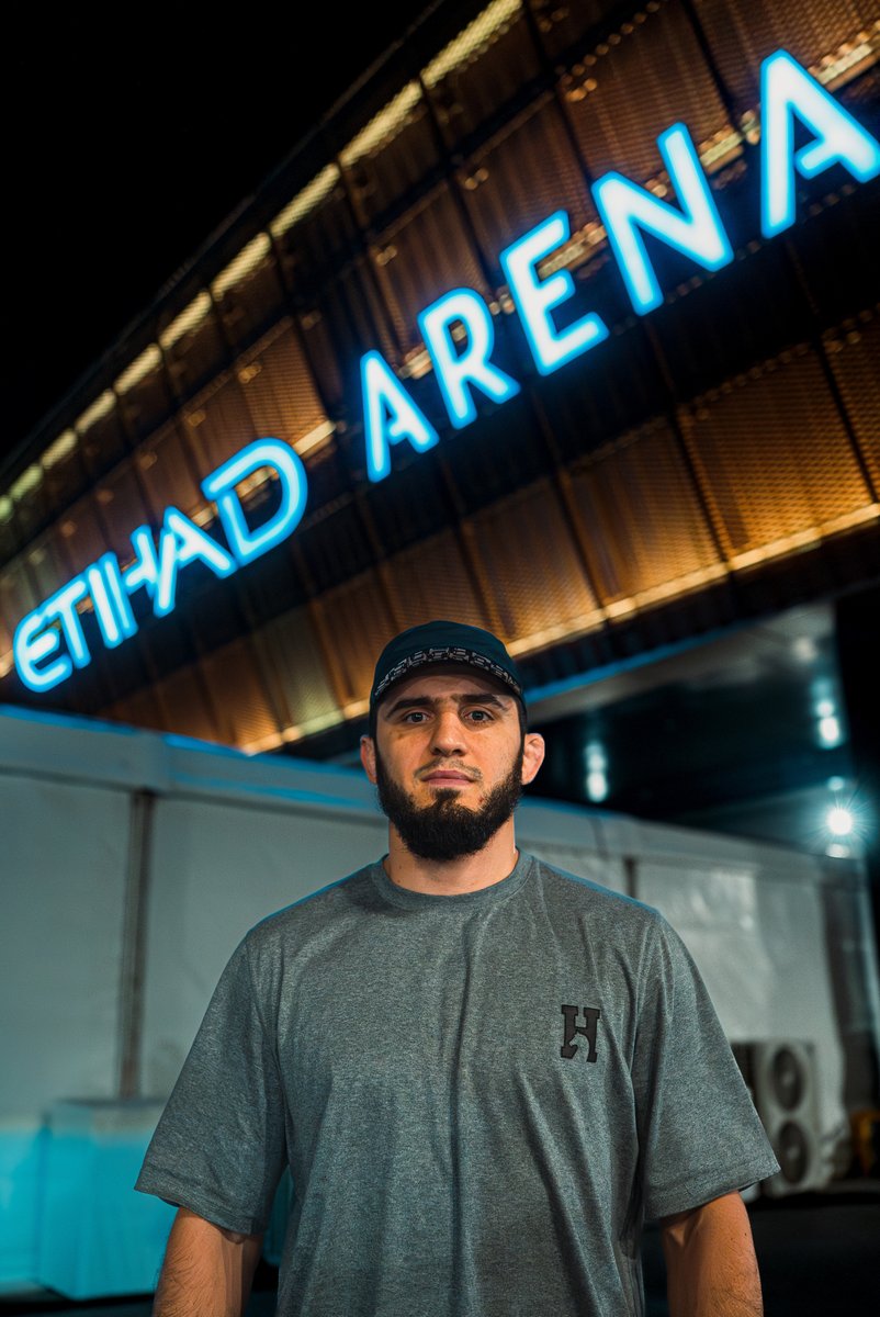 UFC tweet media