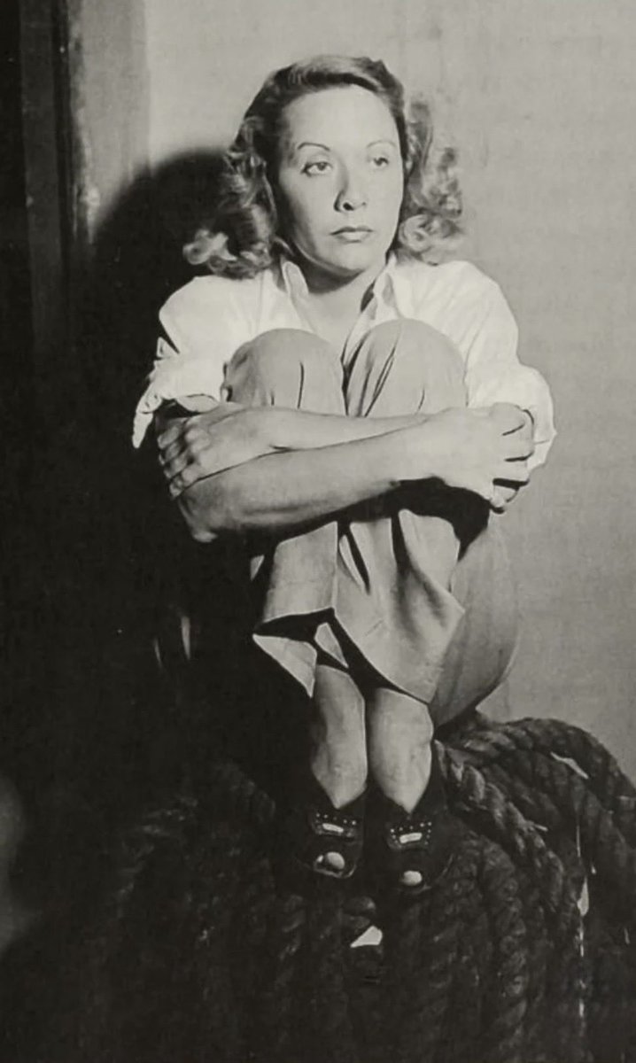baileymarkham's tweet image. Vivian Vance #botd in ANNA CHRISTIE at the Albuquerque Little Theatre, 1941. So she really was from Albuquerque, as in “Ethel May Potter, We never forgot ‘er!” #classicstars #vintageTV