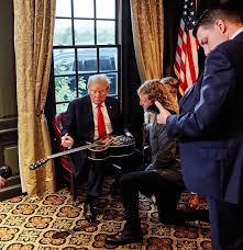 Told you this was going to be huge.

Trump is not going to allow Americans to be banned from Canada just because they're Evangelical Christians.
