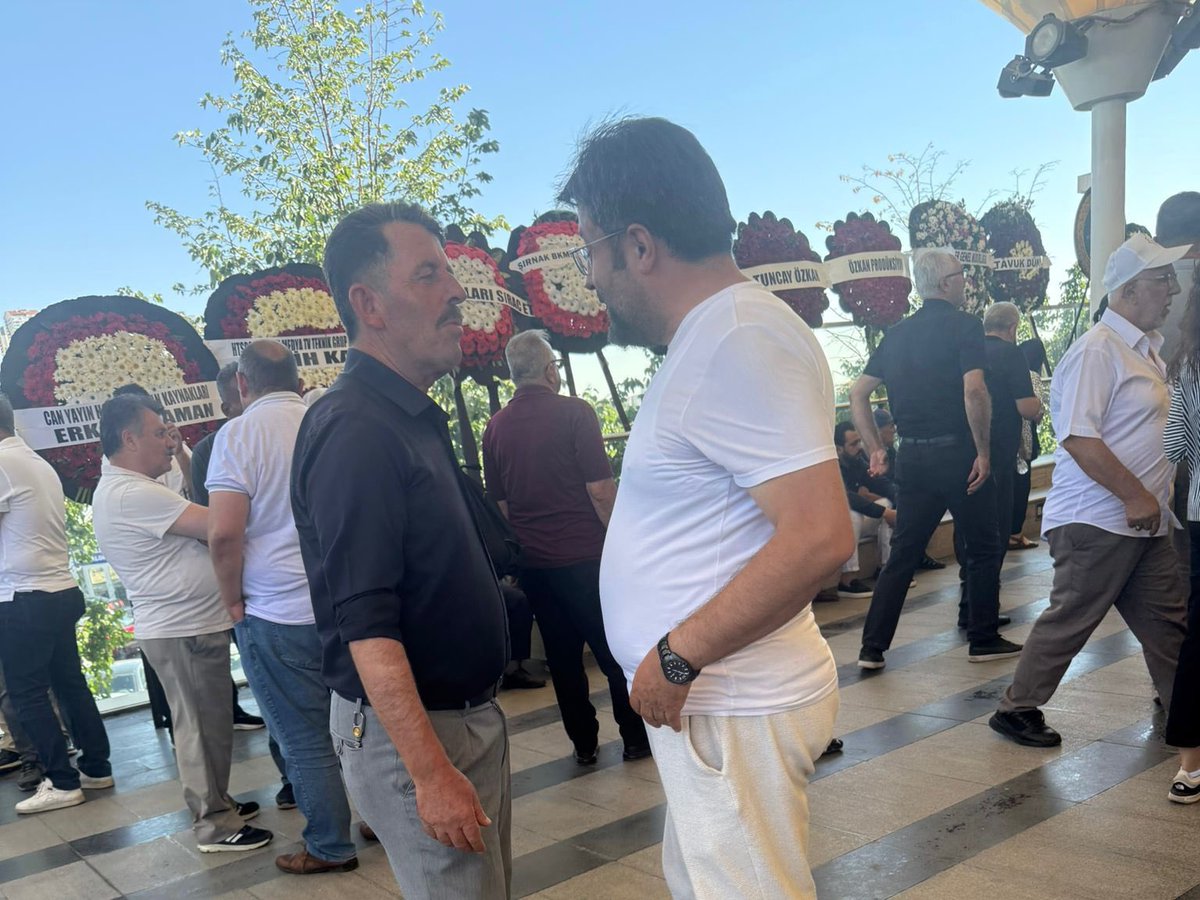 Sivil Toplum ve Halkla ilişkiler Başkanımız <a href="/nurettinfndk4/">Nurettin FINDIK</a> Çiğdemtepe Mahalle Muhtarımız Nebi Tekin’in vefat eden oğlunun cenaze törenine katılım sağladı.

Merhuma Allah’tan rahmet, kederli ailesine başsağlığı dileriz.