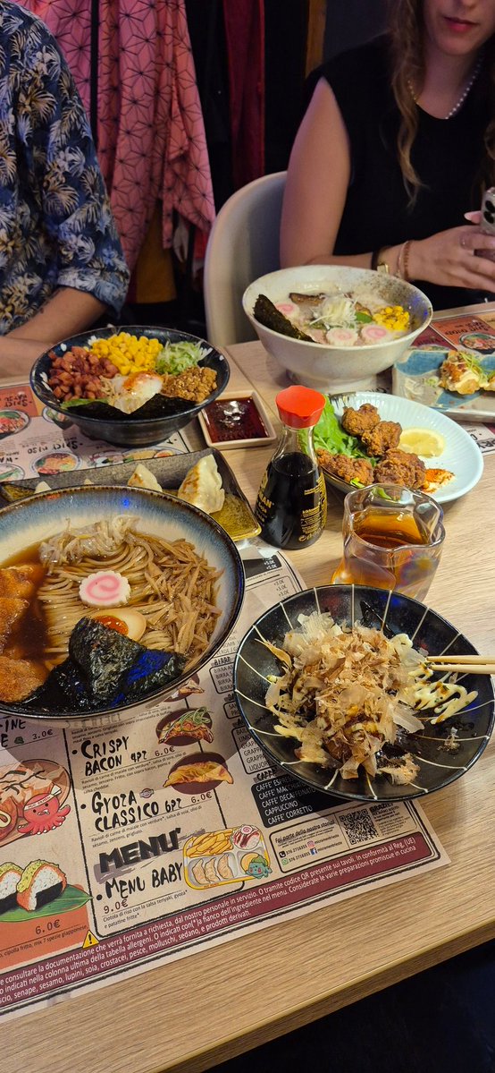 DKshadow73's tweet image. A nice new ramen place in my town opened and I brought my pals there for.my bday