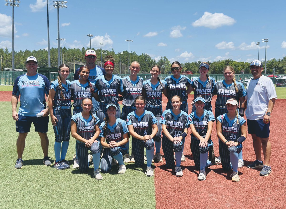 TampaMustangsRT's tweet image. Top 16 finish at AFON - Chattanooga for our season finale!! The girls battled and never let up!! Bombs and Double plays! A strong last hurrah for our seniors 💪🏽🥎💙❤️