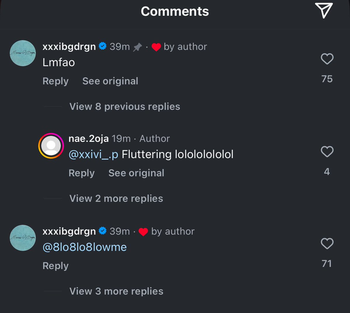 jiyongvamp's tweet image. this person telling jiyong and palomi how to turn comments on for the next live PLSSSSS😭😭😭