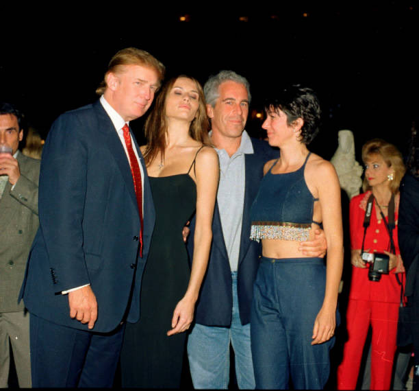 AttorneyCPA's tweet image. REMEMBER THE OLD PROVERB:
Birds of a feather flock together.
If Trump pardons Ghislaine Maxwell or commutes her 20 year sentence, what a kick in the face to all the female victims Maxwell procured and trafficked to Epstein and his friends, whomever they may be.