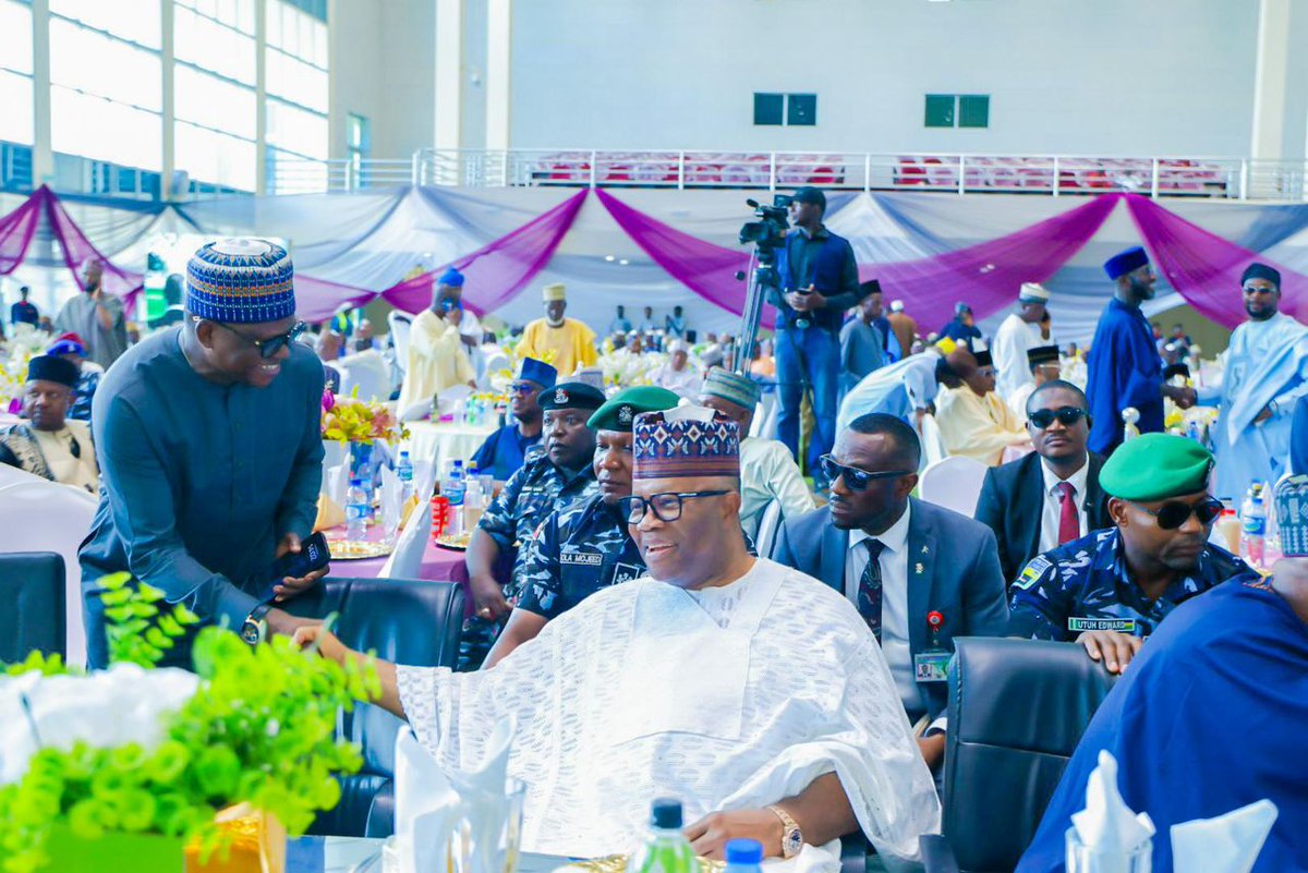 martinokorowu's tweet image. Akpabio, Abbas, Saraki, Govs, Senators, Grace Dakwambo's Daughter's Wedding Fatiha In Gombe State.
President of the Senate, @Senator_Akpabio, today led some members of the National Assembly to the wedding Fatiha of Hafsat Ibrahim Dakwambo, daughter of Senator Ibrahim Dakwambo to…