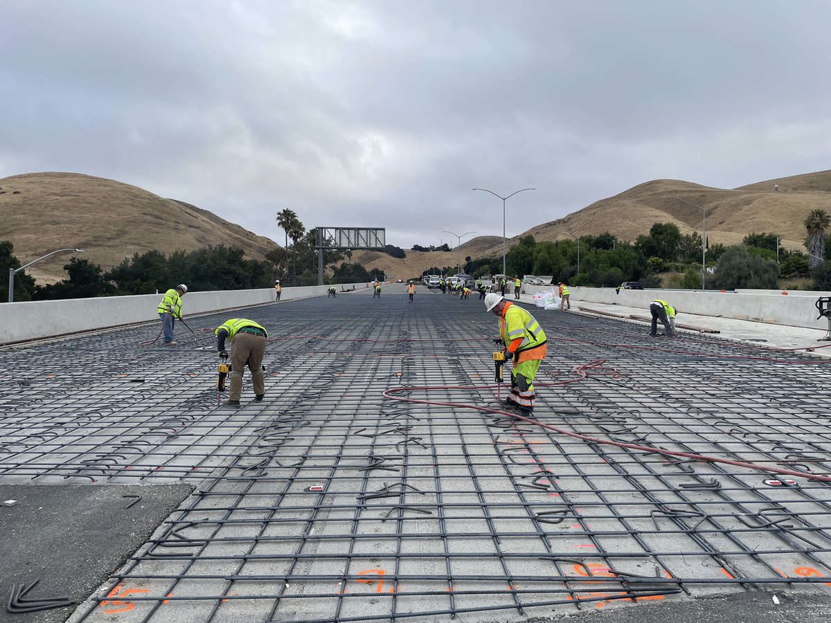 CaltransD4's tweet image. #HappeningNow: SB I-680 at Mission San Jose
(SR-238) in Fremont is closed until Monday morning.
Saturday Morning Update!
Work on schedule!
Peak traffic expected between now and 4PM
For info call
(510) 286-0319.