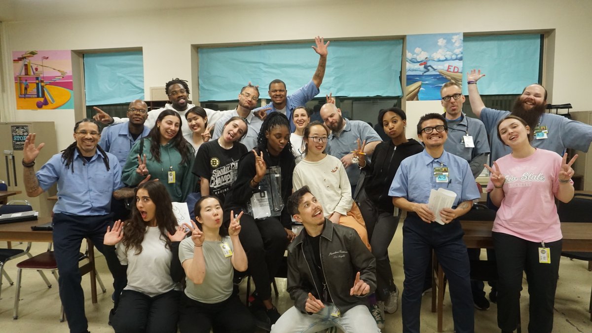OhioState's tweet image. Sometimes the most powerful learning happens in the most unexpected places. π Through the Ohio Prison Education Exchange Project, @OSUDance students and incarcerated learners came together to move, connect and share their stories at London Correctional Institution. πβ¦