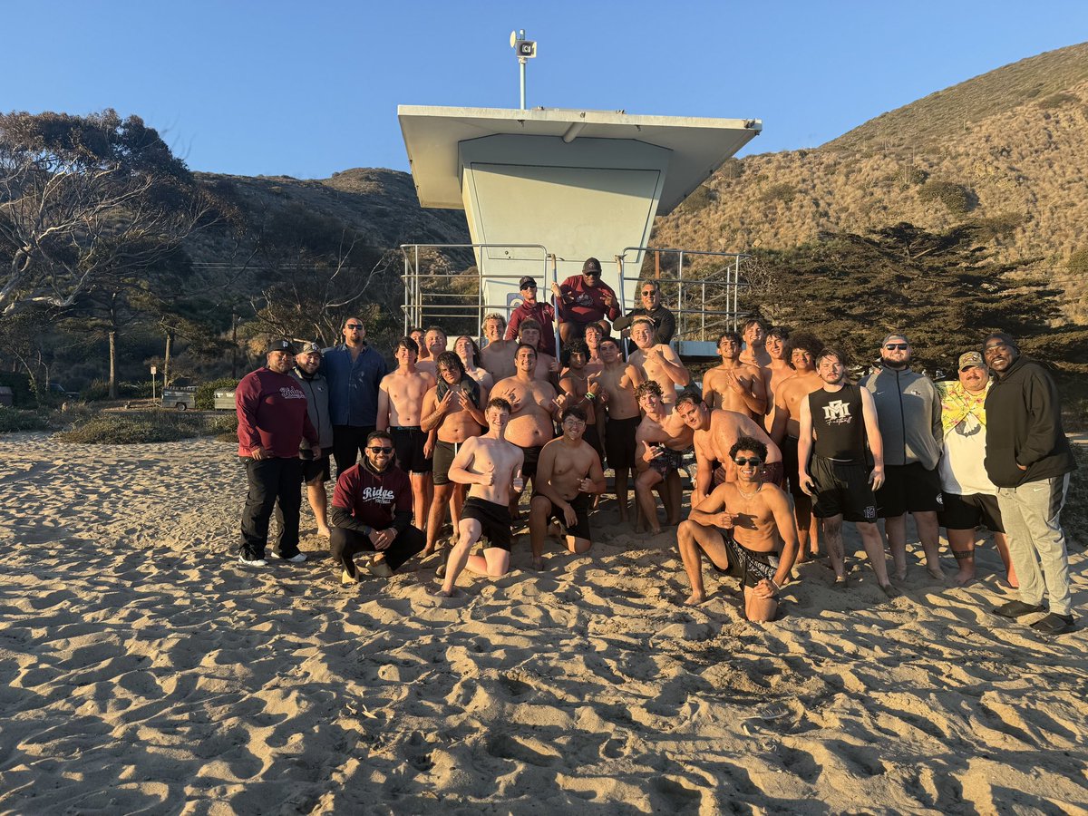 tfitzke90's tweet image. Great camp let’s get after it this year @CoachA_Johnson @TheMRHS @MauriLeBlanc @sixtyaje @gridironarizona @Tolly761 @RsmithYWV