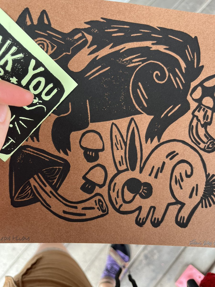 grudgedzed's tweet image. my local gay ice cream place had vendors so i got cute art 🥺 (my order wasn’t even ice cream i got a hot dog)
