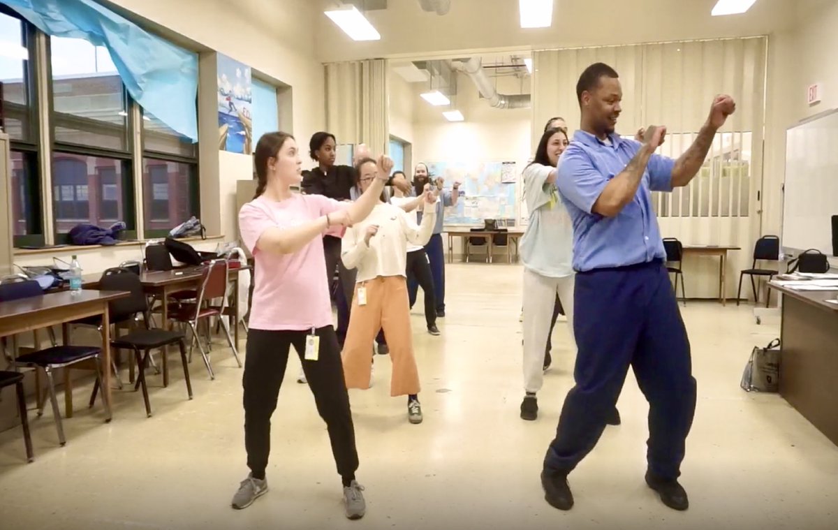 OhioState's tweet image. Sometimes the most powerful learning happens in the most unexpected places. π Through the Ohio Prison Education Exchange Project, @OSUDance students and incarcerated learners came together to move, connect and share their stories at London Correctional Institution. πβ¦