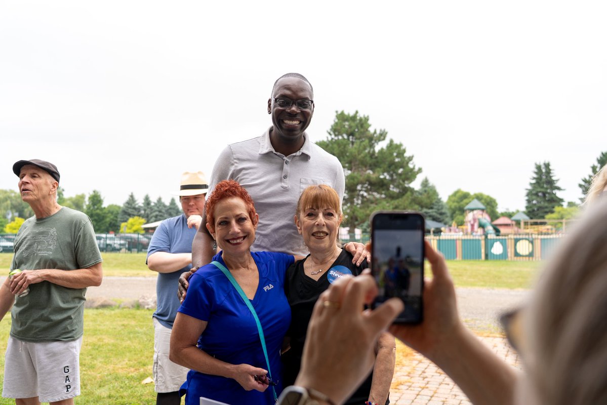 garlin's tweet image. We’re showing up, listening, and building something real together.
Grateful to everyone who came out for the CD 11 picnic.