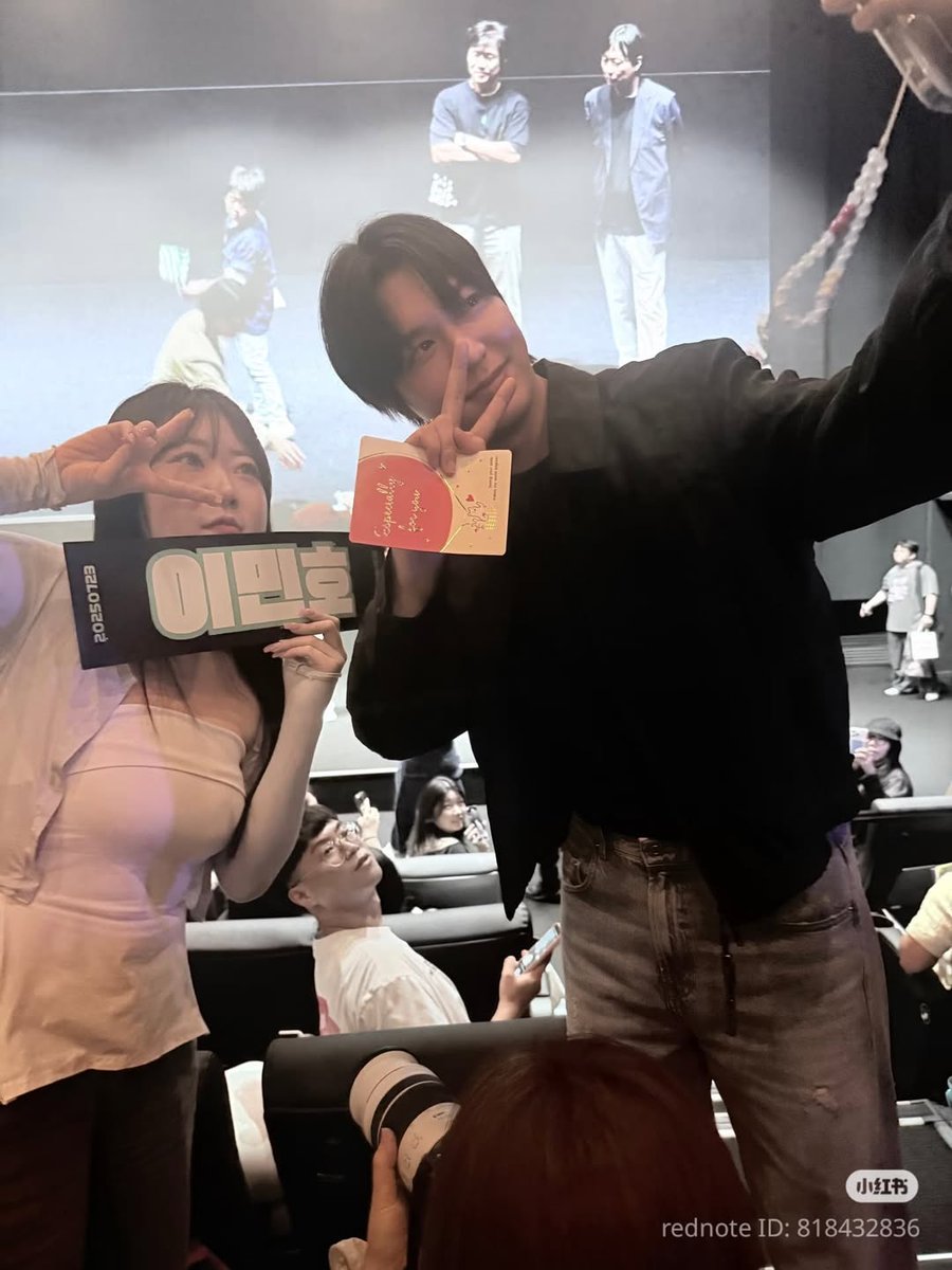 sevennyLMH's tweet image. Stage Greeting #OmniscientReaderTheProphecy #전지적독자시점 #LeeMinHo #이민호 @ActorLeeMinHo #YooJoongHyuk