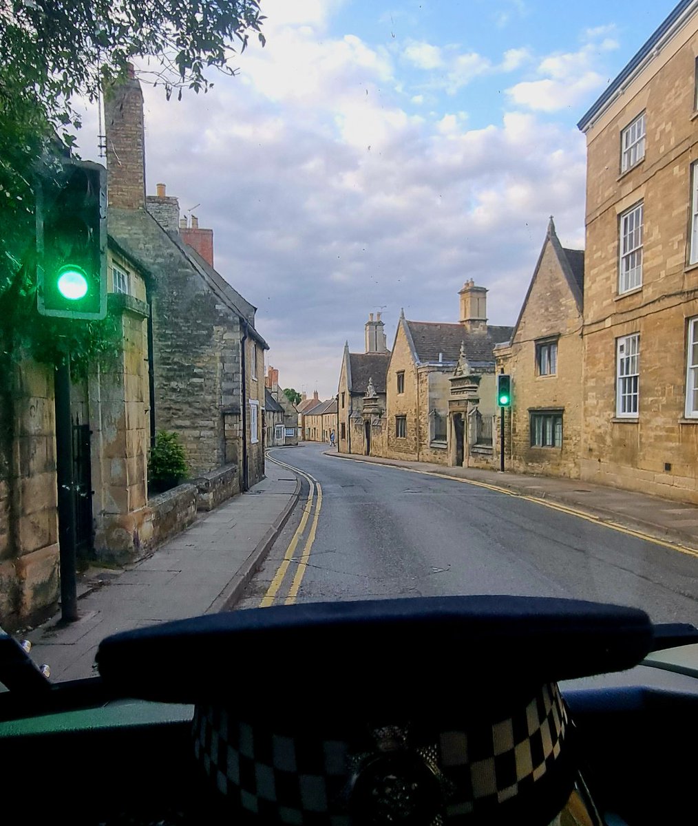 Our ASB van has just visited Oundle. We have carried out several foot patrols and are now heading back towards Wellingborough. We are also paying careful attention to our force communications radio channel as we can be redirected at a moments notice. #SSO3131