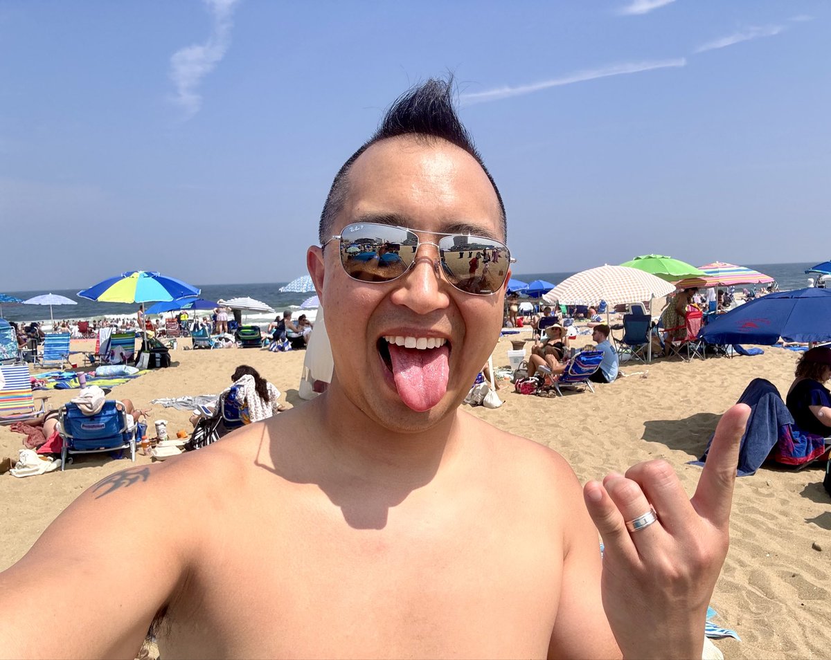 Life’s a beach! Touching sand today 🏖️☀️🐚