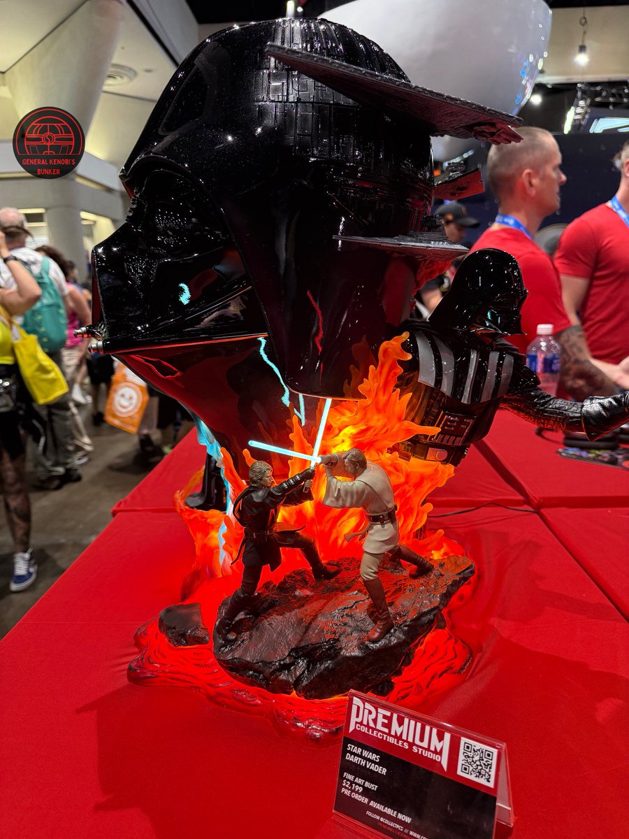 GeneralKenobi86's tweet photo. Darth Vader statue at PCS collectibles booth at SDCC

#SDCC2025 #DarthVader https://t.co/S6LoAjEtik