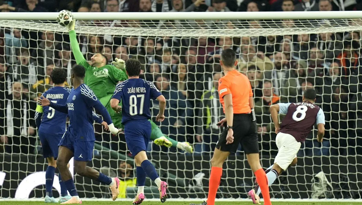 Isma783's tweet image. Si c&apos;est vraiment la fin pour Donnarumma on oubliera jamais sa campagne monstrueuse qui nous aura ramener notre 1re LDC

L&apos;ardoise est effacé, on t&apos;aime @donnarumma