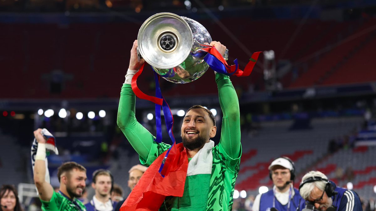 Isma783's tweet image. Si c&apos;est vraiment la fin pour Donnarumma on oubliera jamais sa campagne monstrueuse qui nous aura ramener notre 1re LDC

L&apos;ardoise est effacé, on t&apos;aime @donnarumma