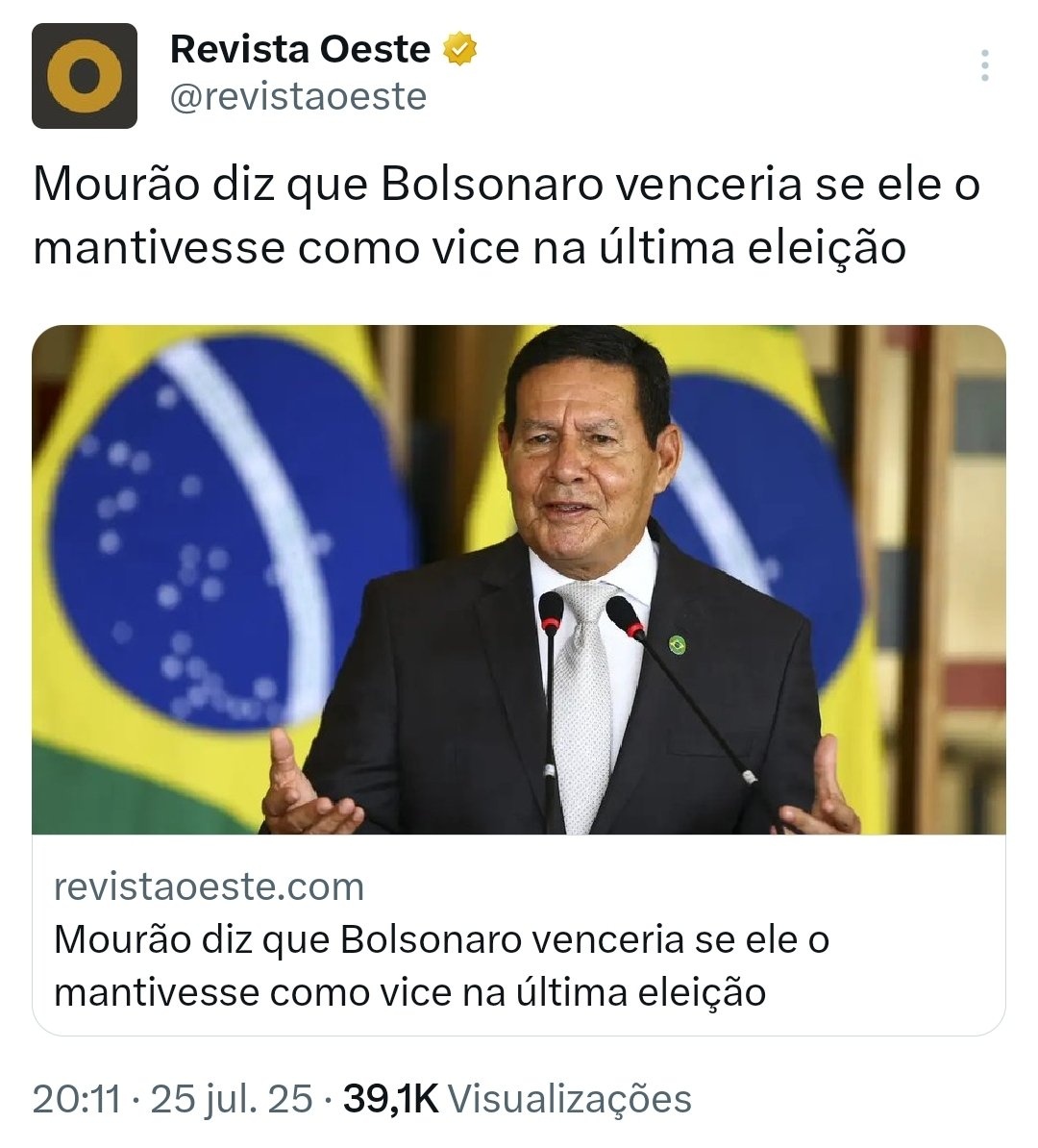 C0RINGA0PRESSOR's tweet image. Ué... @GeneralMourao e qual seria o acordo com a tirania?
Mourão era vice do PR Bolsonaro e, não é chamado pra depor, não é incluído em inquérito algum e anda leve, livre e solto por aí.
Esse sujeito traiu o PR, se tivesse algum tipo de valor o Jair, jamais escolheria outro.