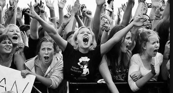 "A passionate obsession with the outside world or the private lives of others is an attempt to compensate for a lack of meaning in one's own life."

~ Eric Hoffer