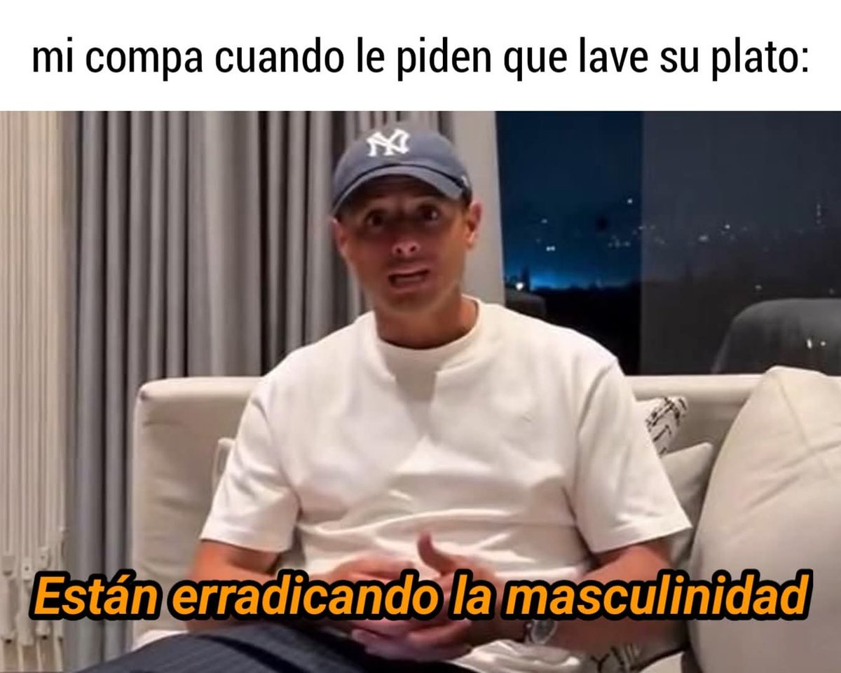 MemesCSociales's tweet image. Mi amigo más fan del Chicharito Hernandez