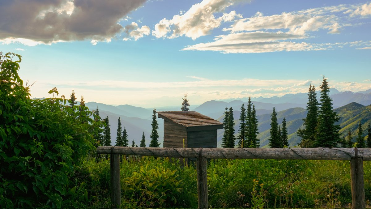 BIackoutDev's tweet image. All my work is still NDA so here is more fire lookout pictures lol