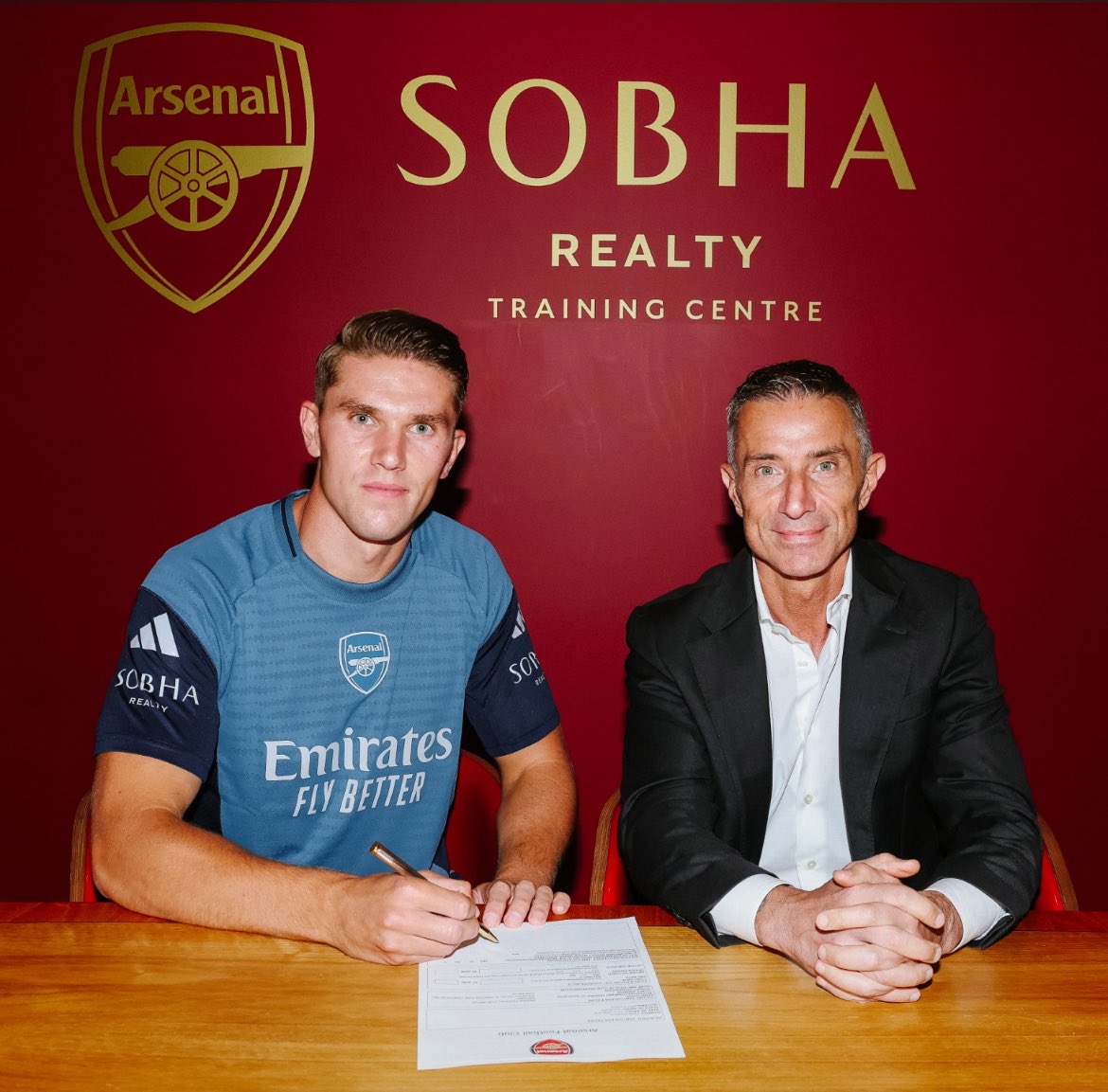 ViktorrrGyokers's tweet image. PRAY FOR PREMIER LEAGUE❤️